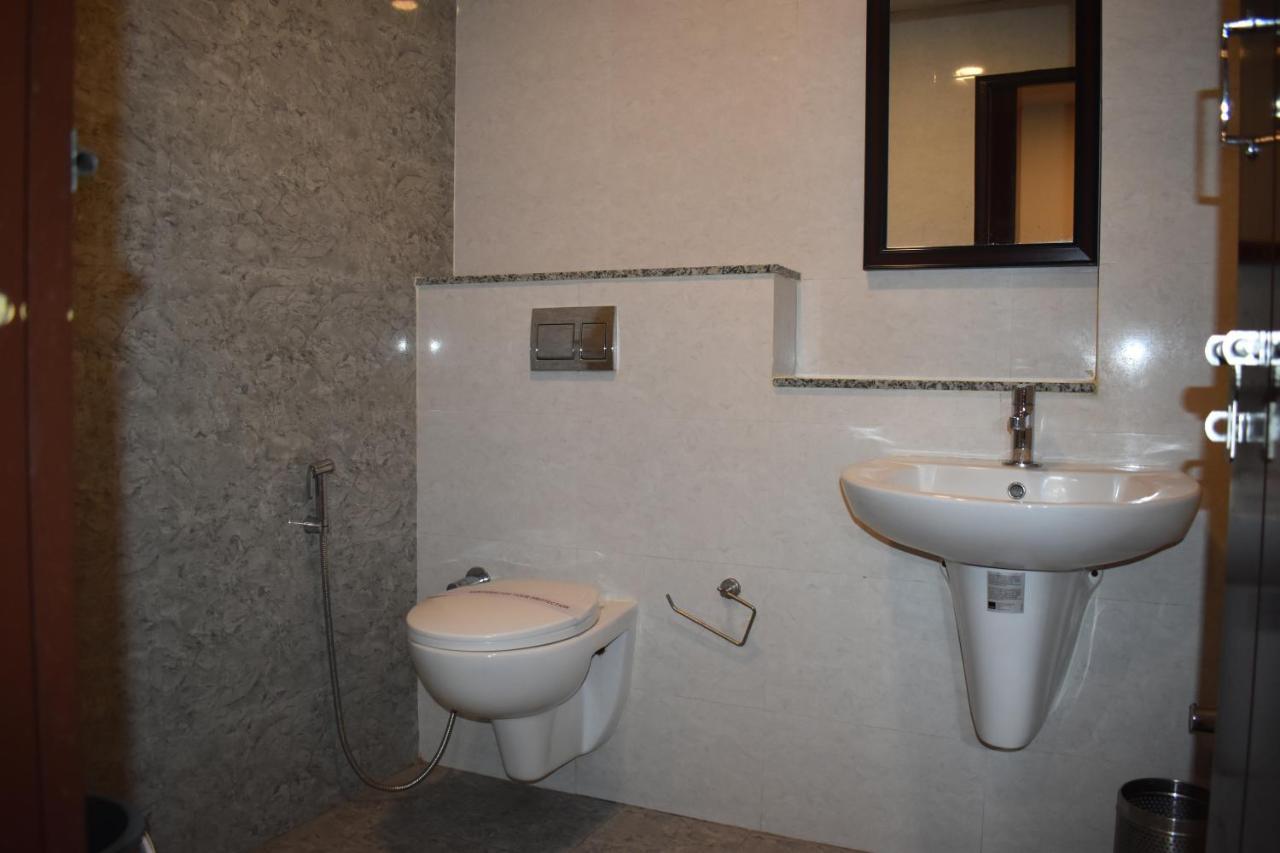 Hotel Ur Comforts Jayanagar Bangalore Exterior foto