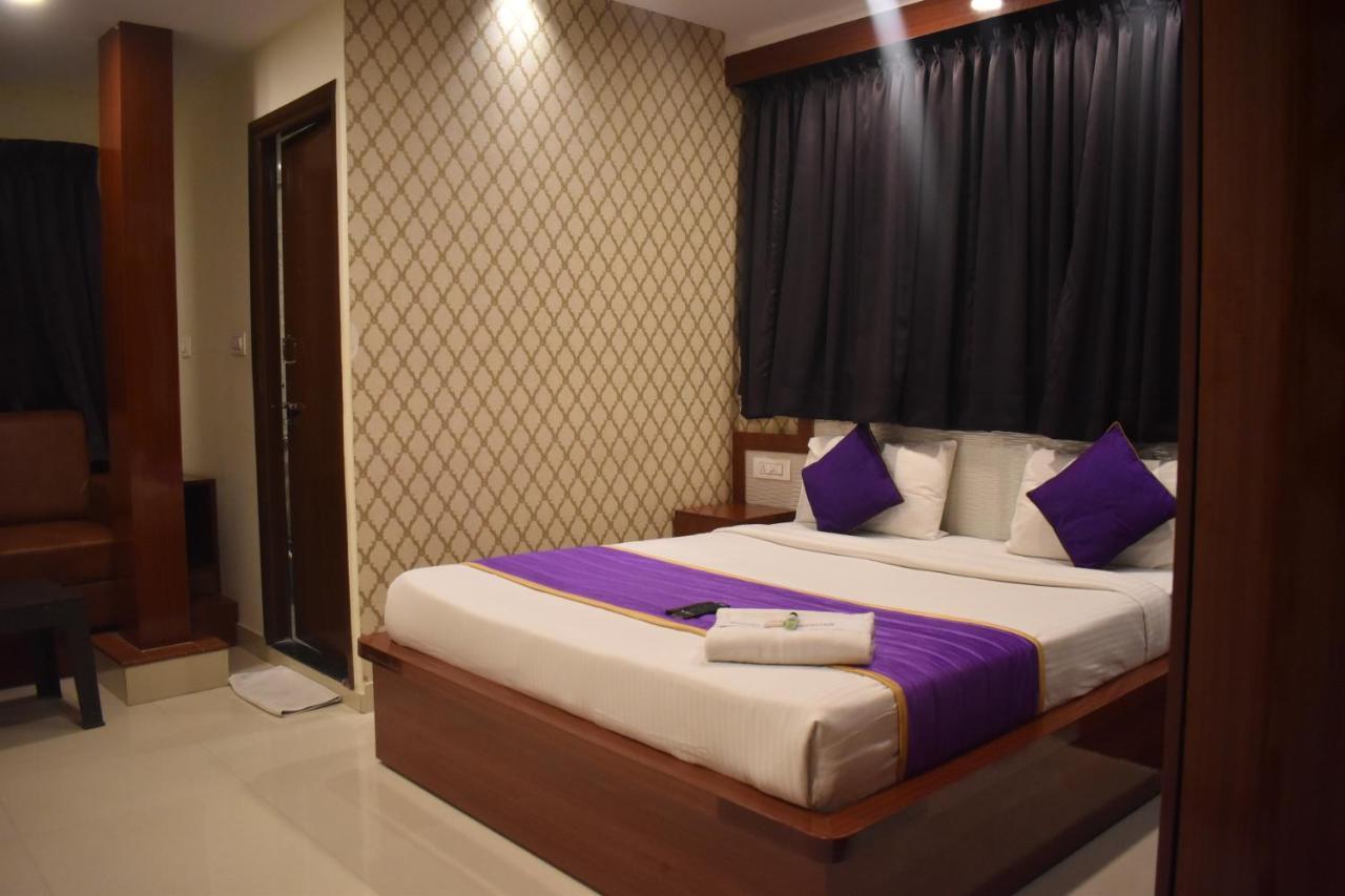 Hotel Ur Comforts Jayanagar Bangalore Exterior foto